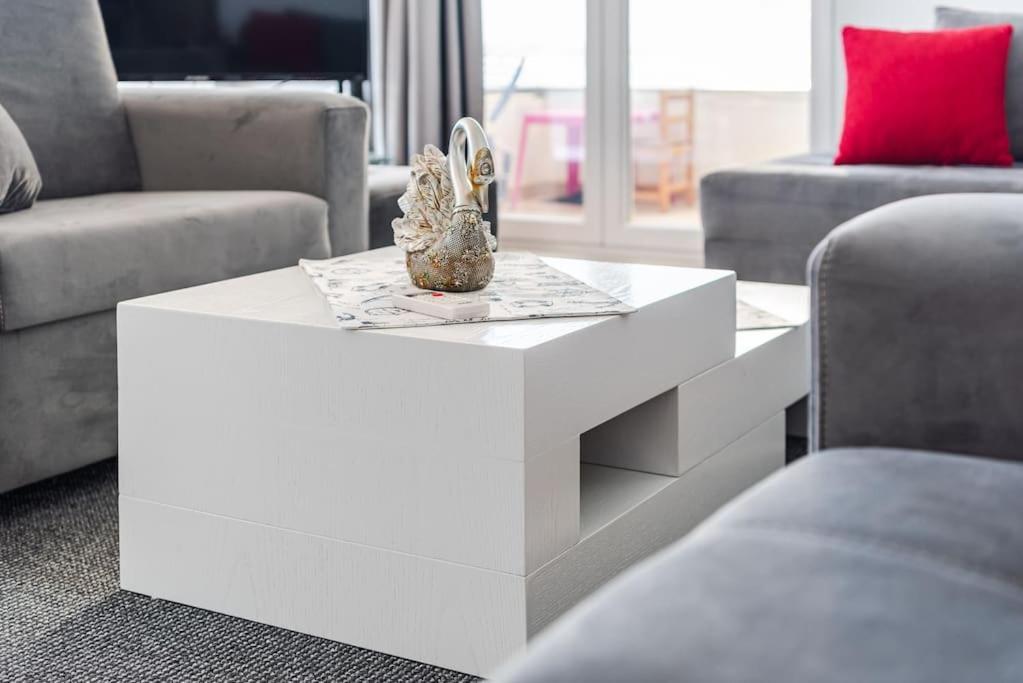 Seaview Luxury Suite By Ps Golem  Bagian luar foto